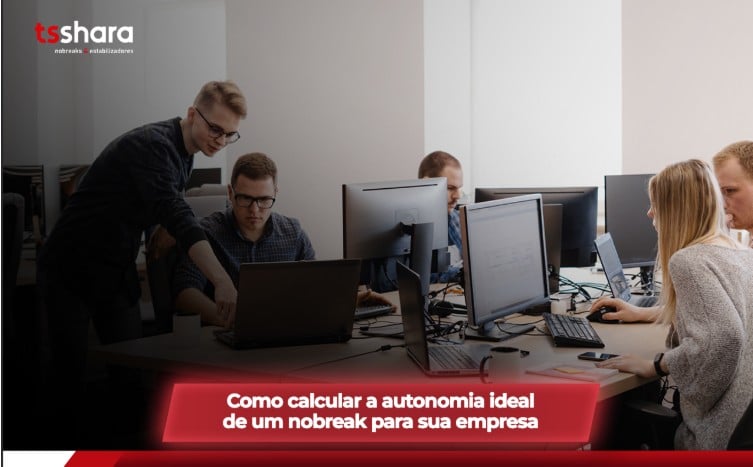 pessoas em ambiente de trabalho