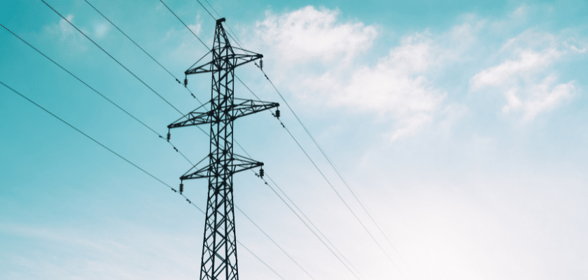 Uma torre de rede elétrica