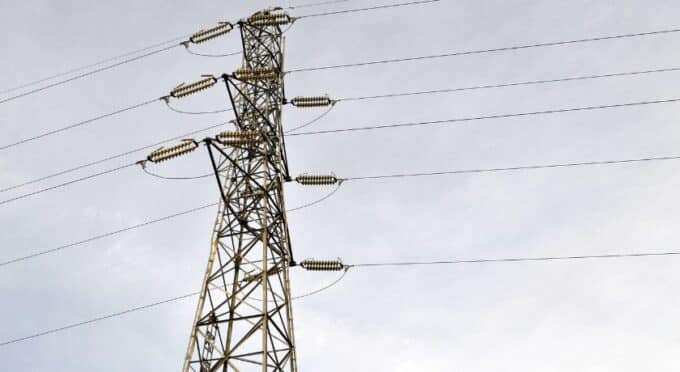 torre de energia elétrica